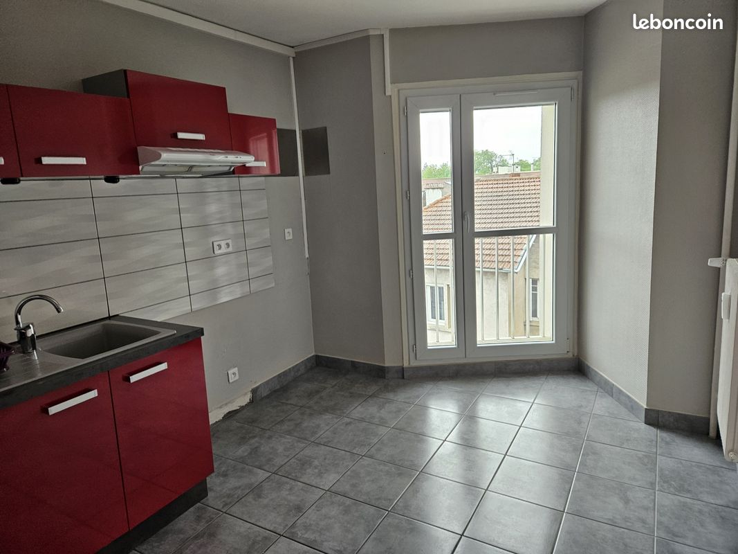 Appartement 2 pièces 46 m² · à Feurs · 46 m² · 518 €/mois