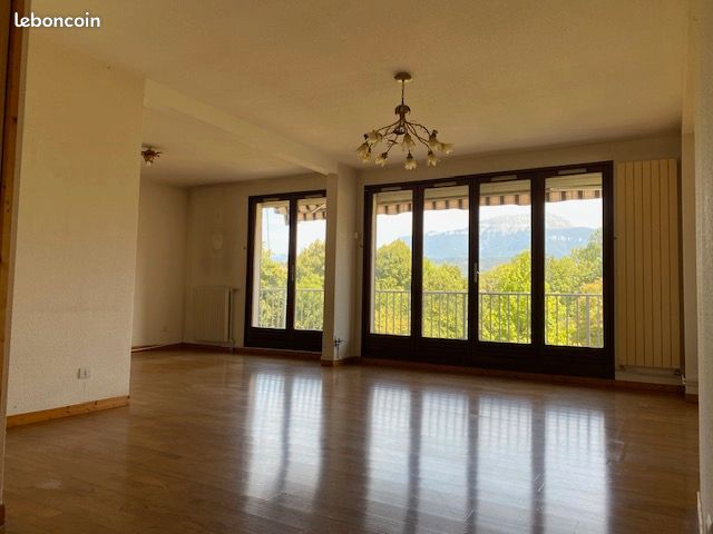 Appartement 4 pièces 80 m² · à Voiron · 80 m² · 170 000 €