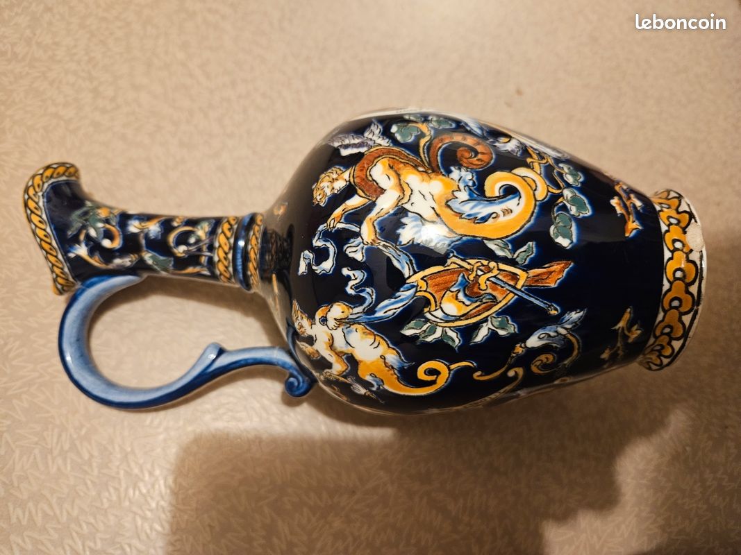 Aiguière gien renaissance hauteur 26 cm (image 1)