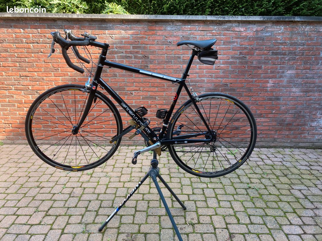 Cyclo (image 1)