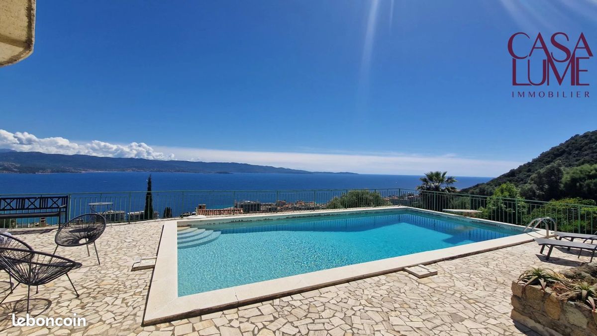 Maison 8 pièces 211 m² · à Ajaccio · 211 m² · 1 272 000 €