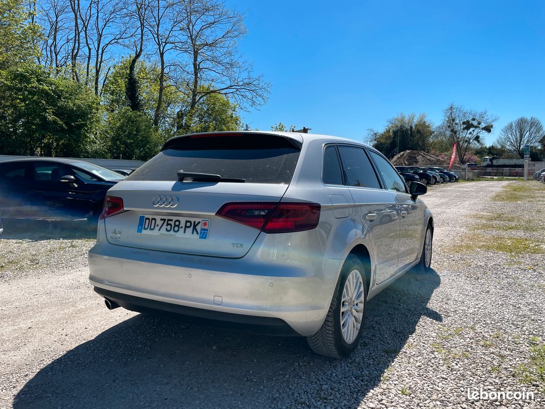 Audi a3 iii sportback 1.6 tdi 105 ambition (image 3)