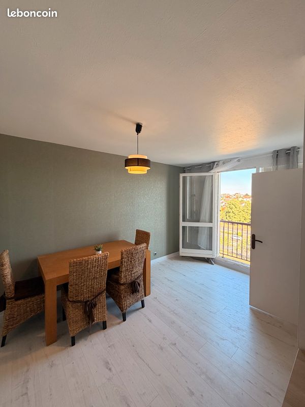 Parking 1 pièce 35 m² · à Limoges · 35 m² · 515 €