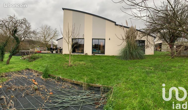 Maison 6 pièces 203 m²