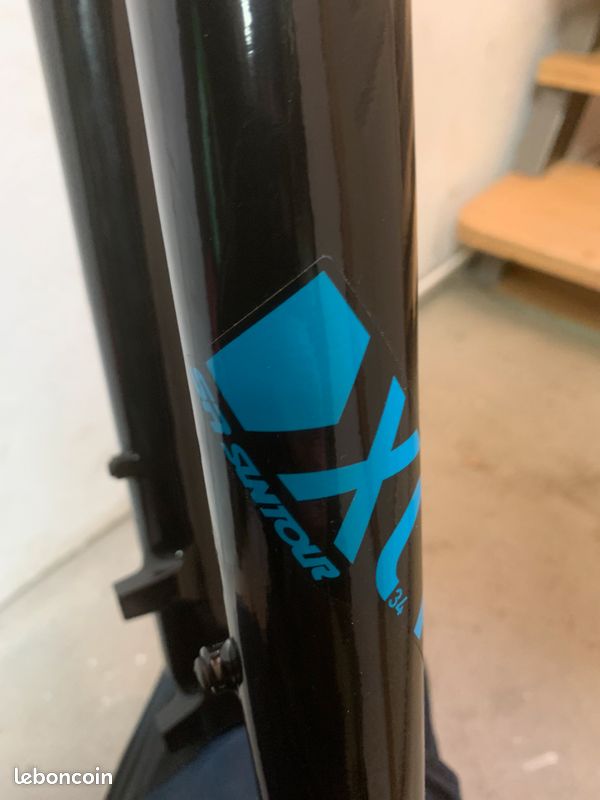 Fourche suntour xcm 34 cube hybride pro 500 (image 3)