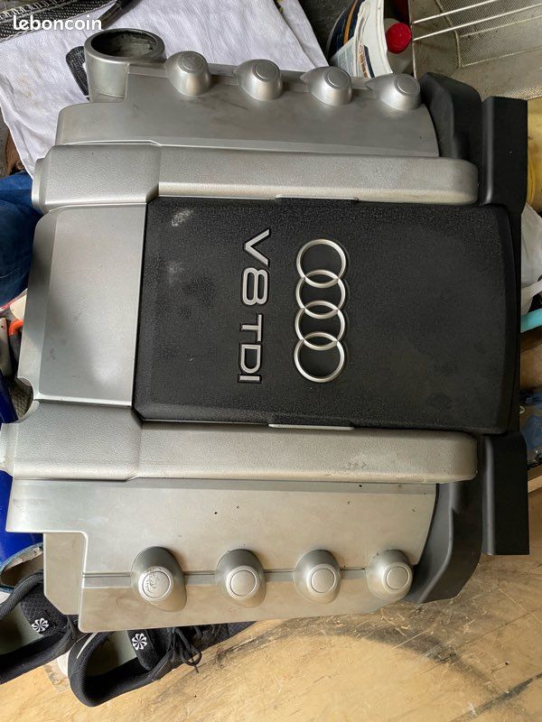 Cache moteur Audi V8 tdi (image 2)