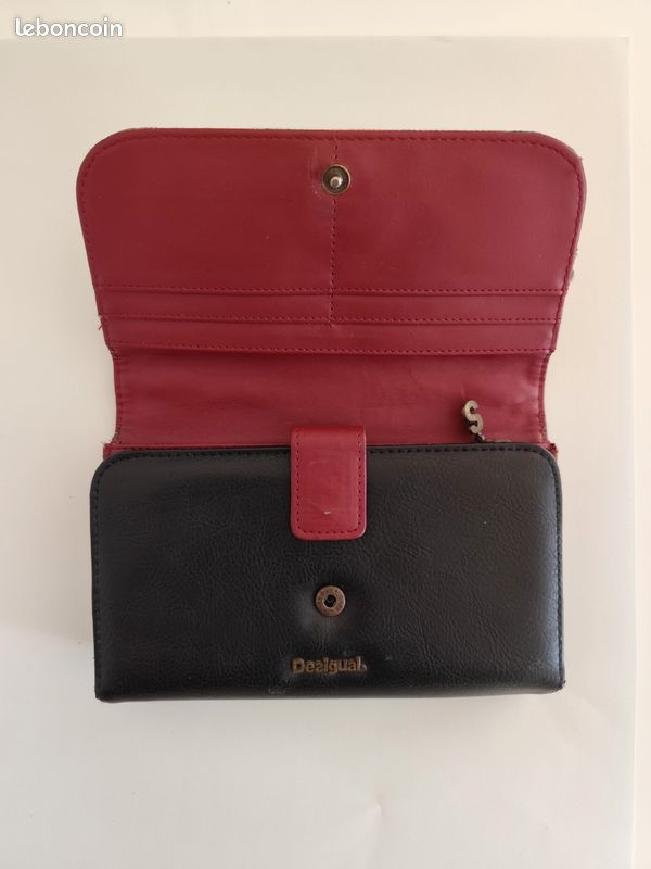 Porte-monnaie Desigual Neuf - Valeur 50€ - Bicolore, Avec étiquettes - Parfait Cadeau