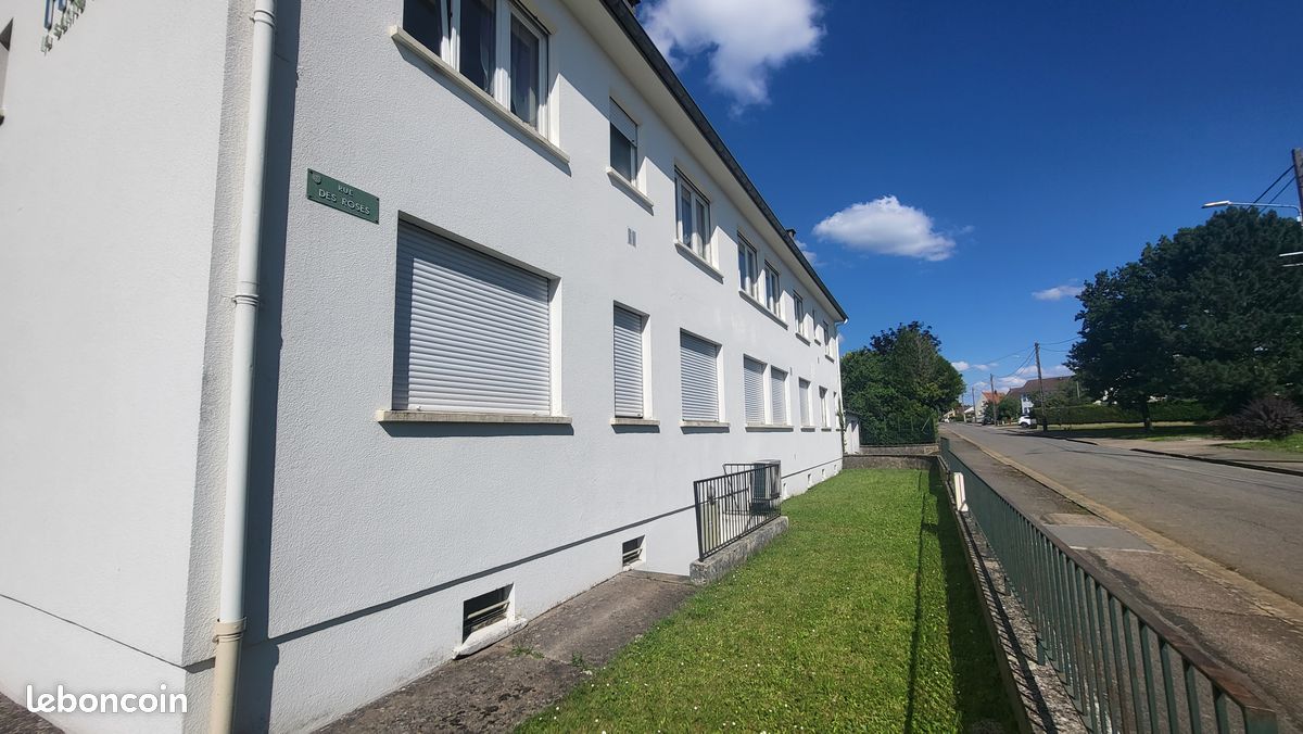 Local commercial 10 pièces 393 m² · à Sainte-Marie-aux-Chênes · 393 m² · 410 000 €
