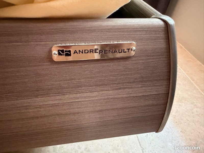Lot tables de chevet, tête de lit, lit électrique et ses deux matelas ergonomiques André Renault (image 2)