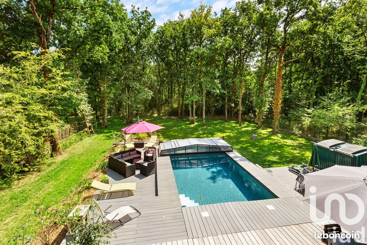 Maison 7 pièces 190 m² · à Saint-Aignan-Grandlieu · 190 m² · 438 000 €