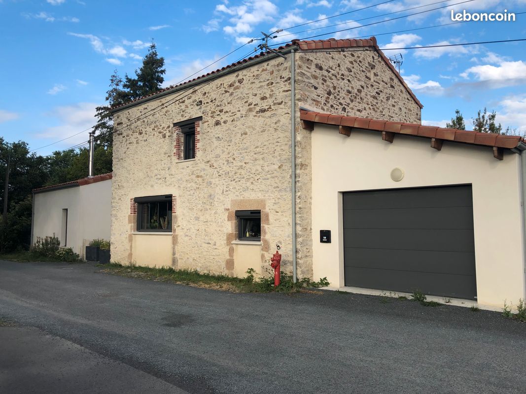 Maison 4 pièces 136 m² · à Gorges · 136 m² · 375 000 €