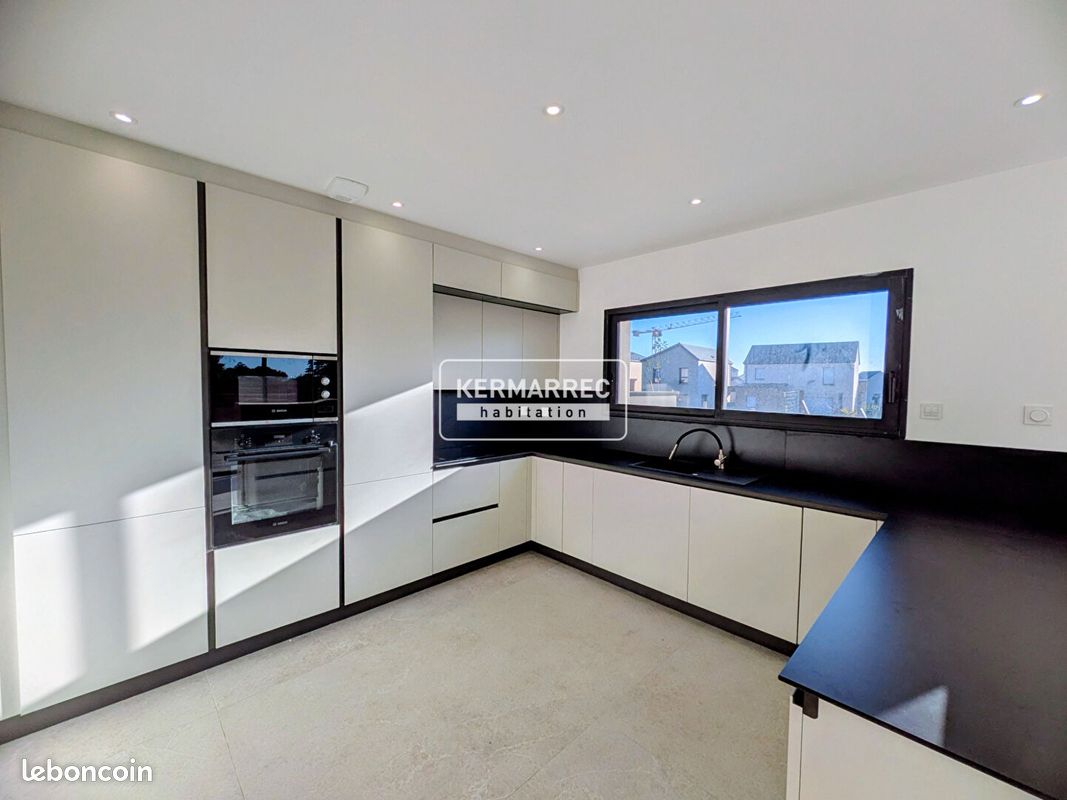 Maison 6 pièces 148 m² · à La Chapelle-des-Fougeretz · 148 m² · 1 725 €/mois