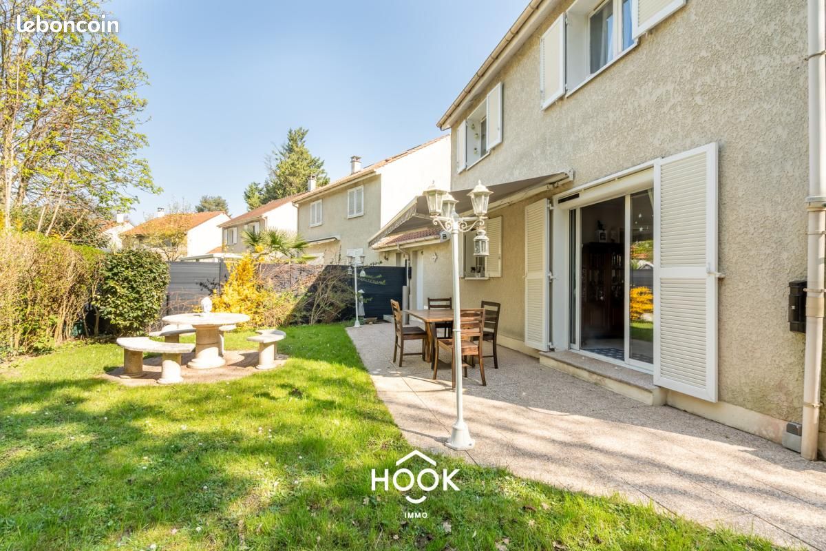 Maison 5 pièces 100 m² · à Viry-Châtillon · 100 m² · 349 000 €