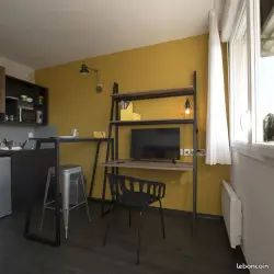 Appartement 1 pièce 19 m² · à Nîmes · 19 m² · 600 €