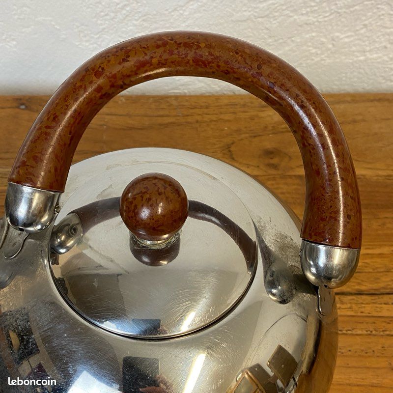 Bouilloire vintage en métal (image 4)