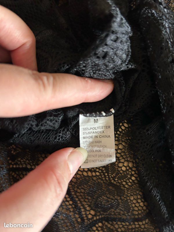 Brassière noire en dentelle – taille M (image 3)