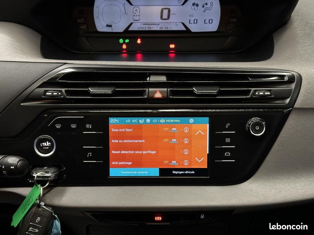 Citroen c4 picasso ii 1.2 thp 110 ch / camera de recul (image 16)