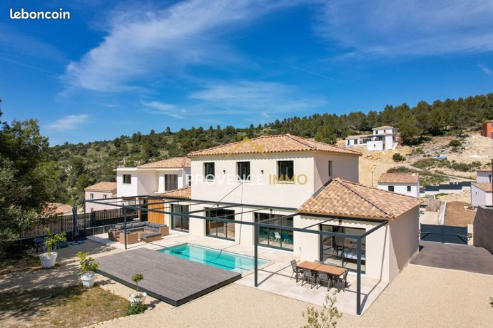 Villa 7 pièces 175 m²