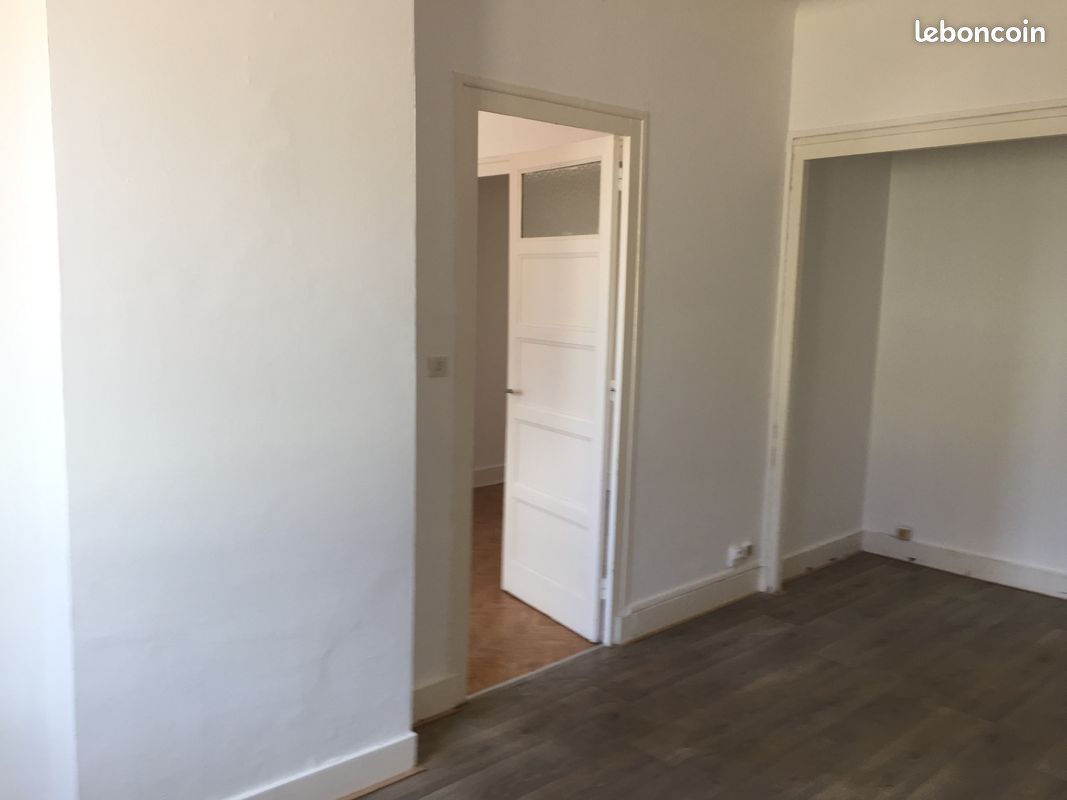 Appartement 3 pièces 64 m² · à Saint-Étienne · 64 m² · 520 €