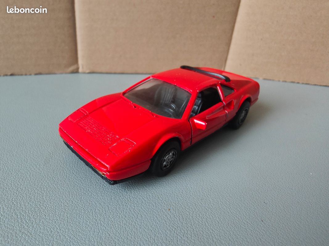 Majorette - Ferrari 328 GTB (image 2)