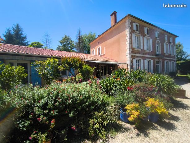 Maison 16 pièces 600 m²