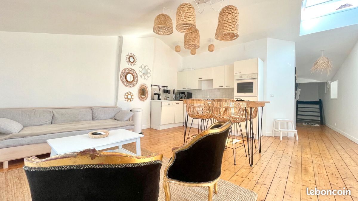 Appartement 2 pièces 50 m² · à La Rochelle · 50 m² · 990 €
