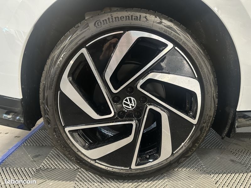 Volkswagen ID.7 286ch Pro 77kWh Style Executive (image 8)