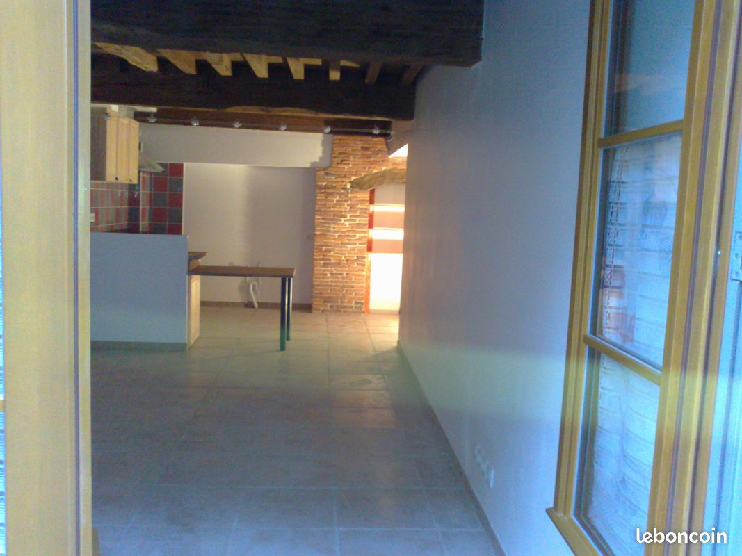 Appartement 2 pièces 46 m² · à Ambronay · 46 m² · 530 €