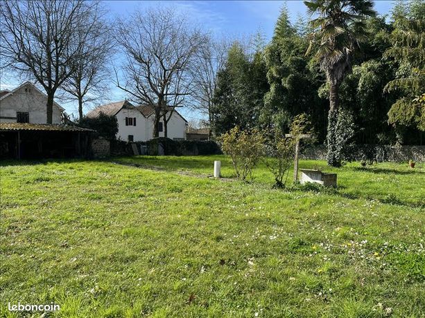 Maison 11 pièces 280 m²