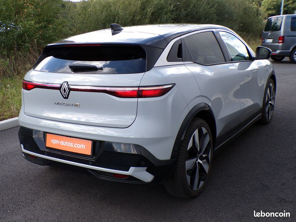 Renault Mégane E-TECH EV60 220 ch optimum charge Techno avec pack driving et vision (image 10)