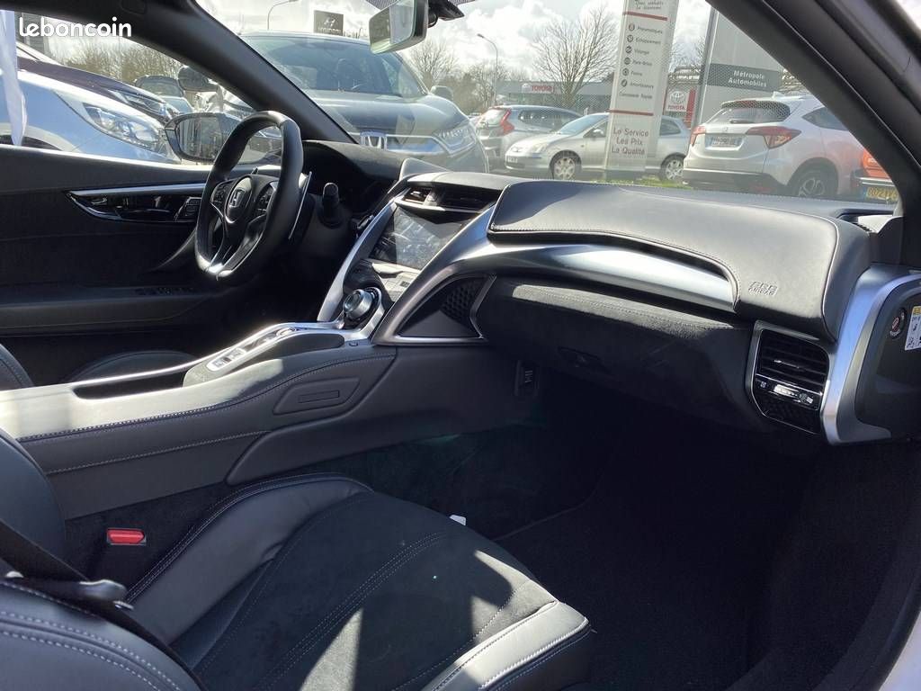 HONDA NSX V6 3.5 Twin Turbo (image 4)