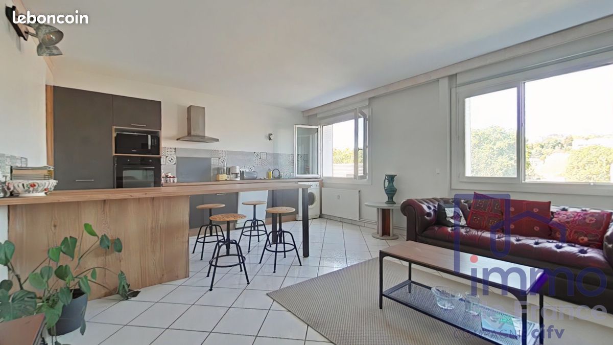 Appartement 4 pièces 81 m² · à Saint-Étienne · 81 m² · 95 000 €