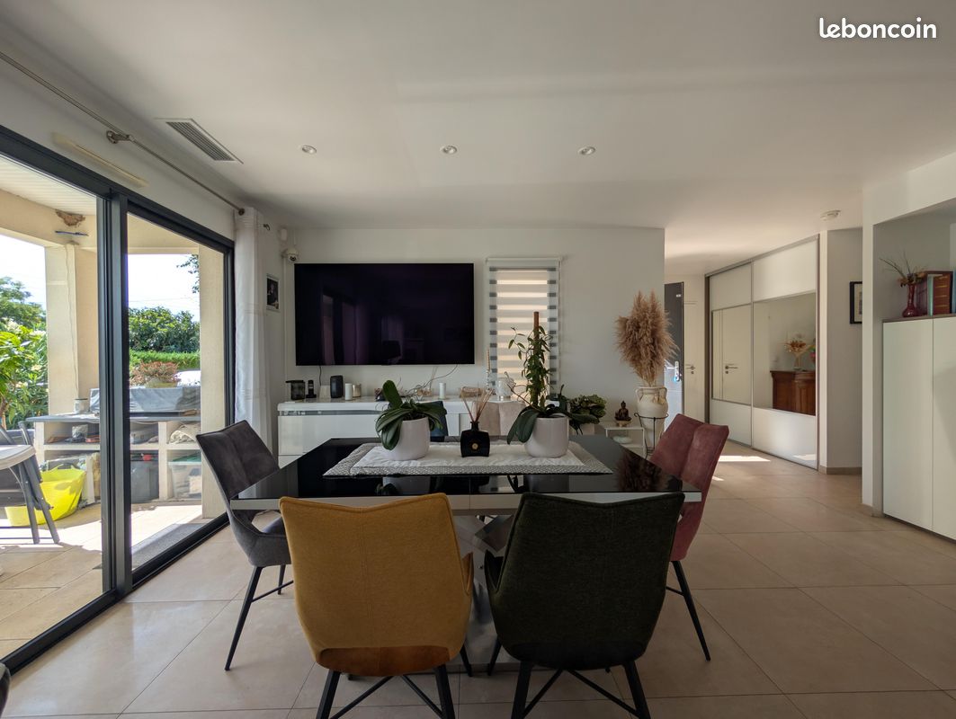 Vente villa t4 avec piscine jardin et garage (image 13)