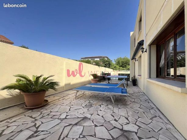 Villa 7 pièces 233 m² — 1