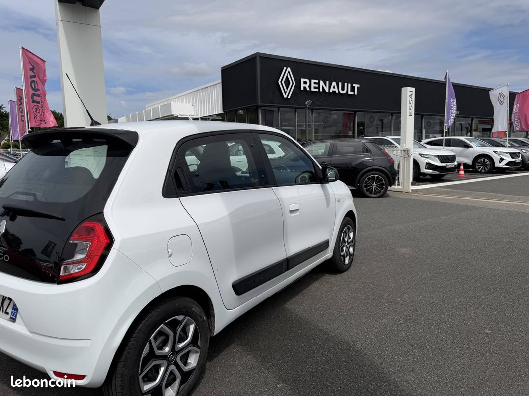 RENAULT Twingo III E-Tech Equilibre (image 3)