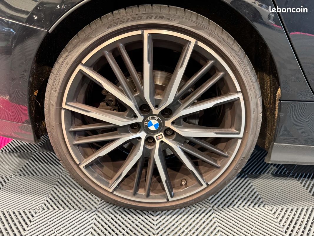 BMW SERIE 2 GRAN COUPE F44 220d 190 ch BVA8 M Sport / Suivi BMW / Sièges + volant chauffant / CarPlay / Caméra (image 9)