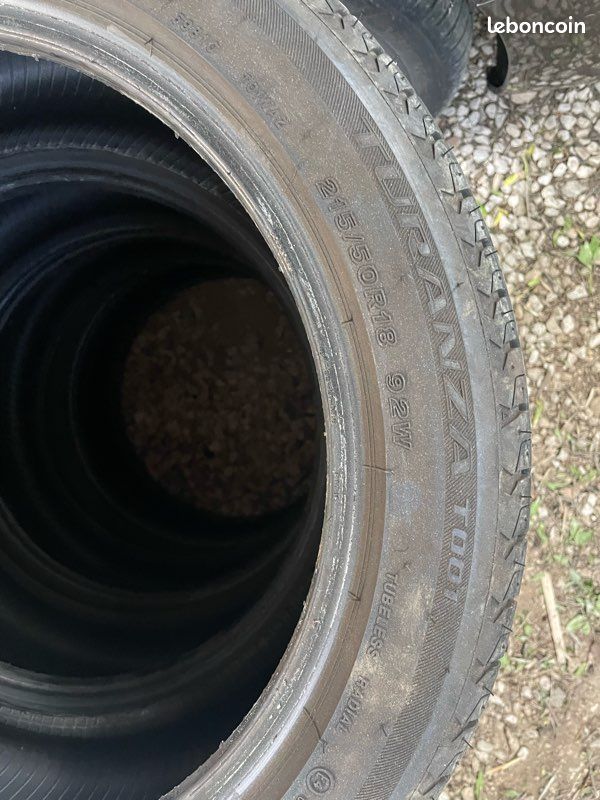 4 pneus Bridgeston Turanza 215/50 R18 92W (image 3)