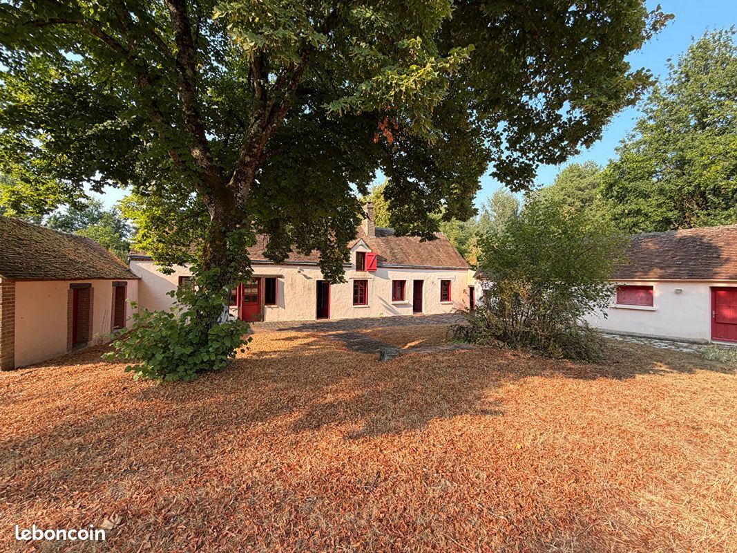 Maison 6 pièces 169 m² · à Tigy · 169 m² · 439 000 €