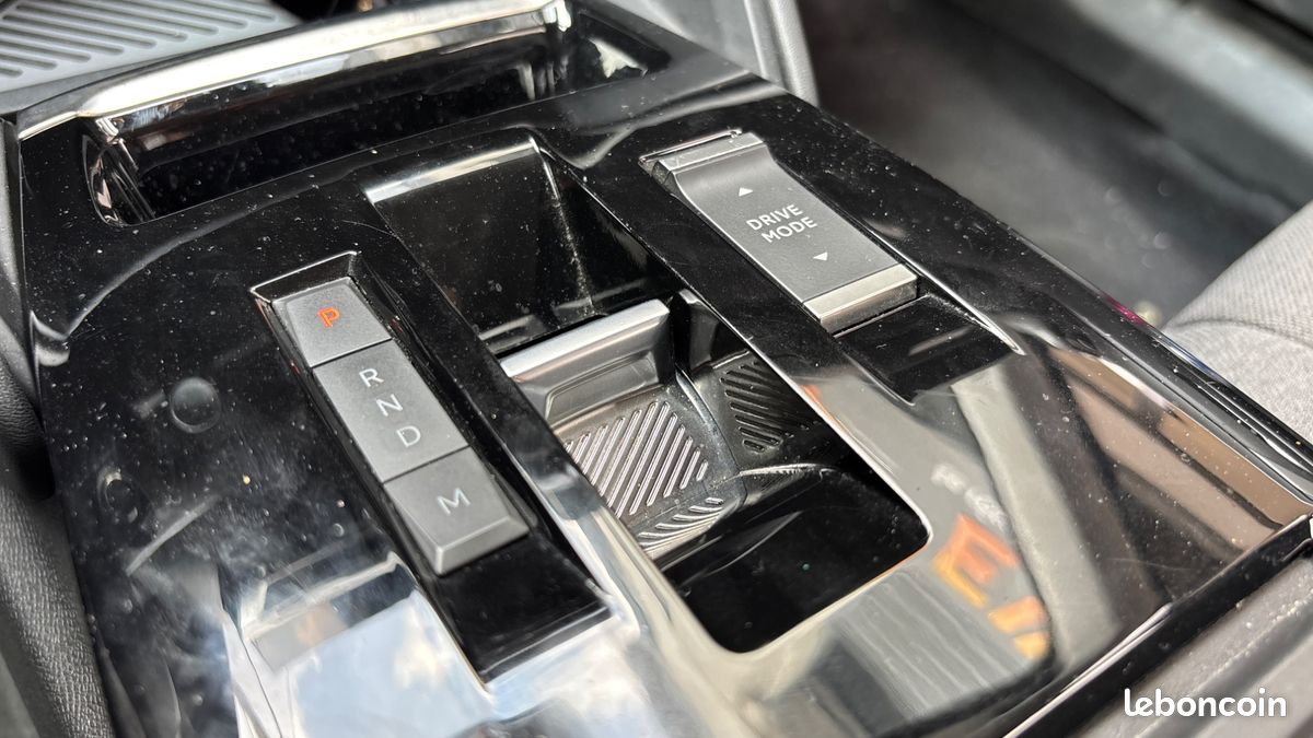 CITROEN C4 PureTech 130ch Shine Pack EAT8 CARPLAY (image 19)