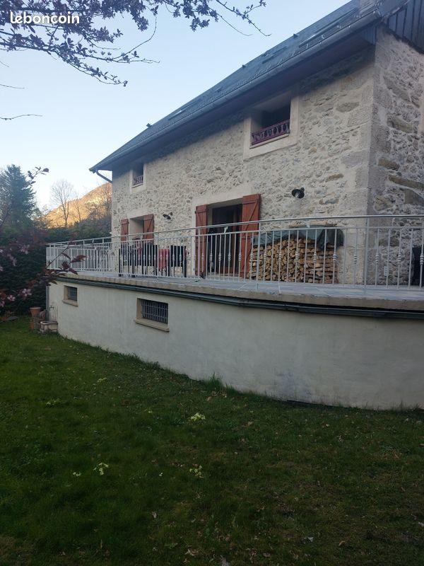 Maison 5 pièces 197 m² · à Chambéry · 197 m² · 565 000 €