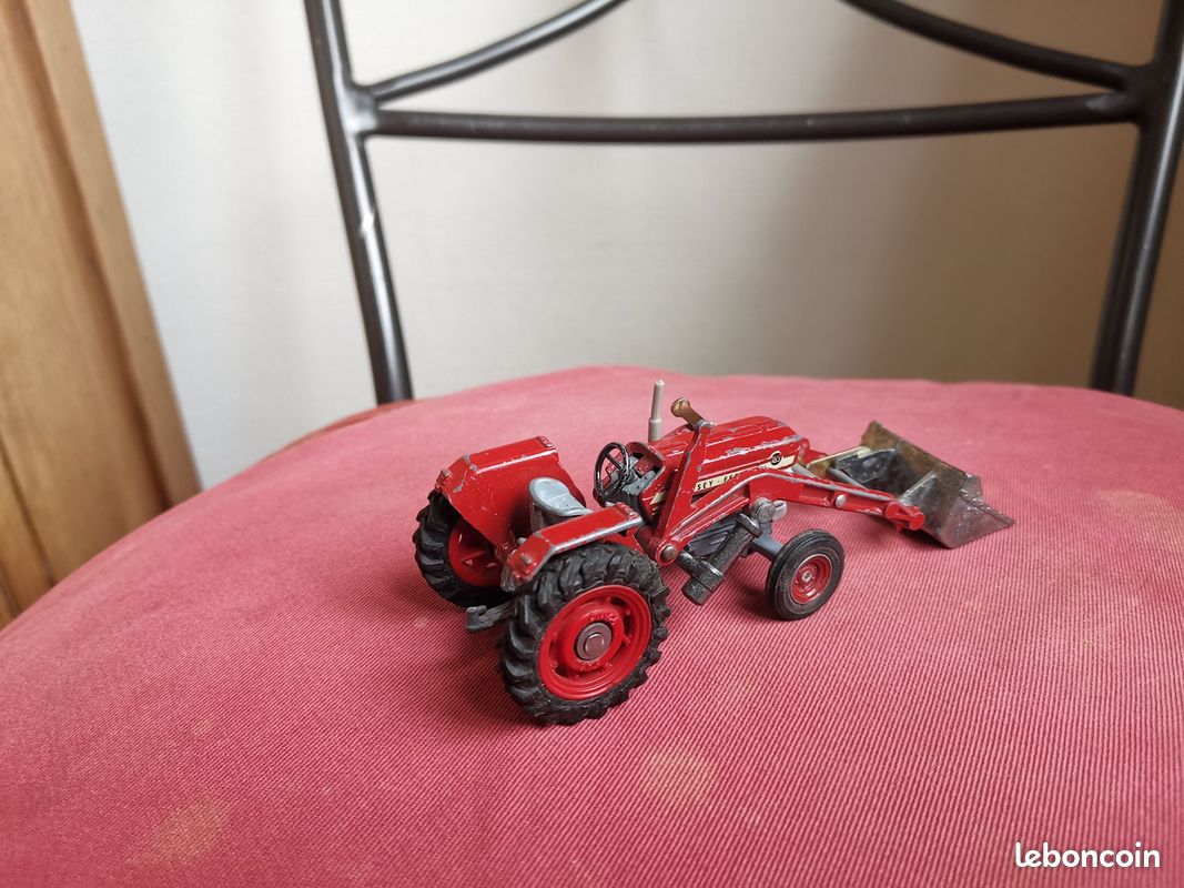 Corgi Toys Tracteur à pelle Massey Ferguson 1/43 eme (image 2)