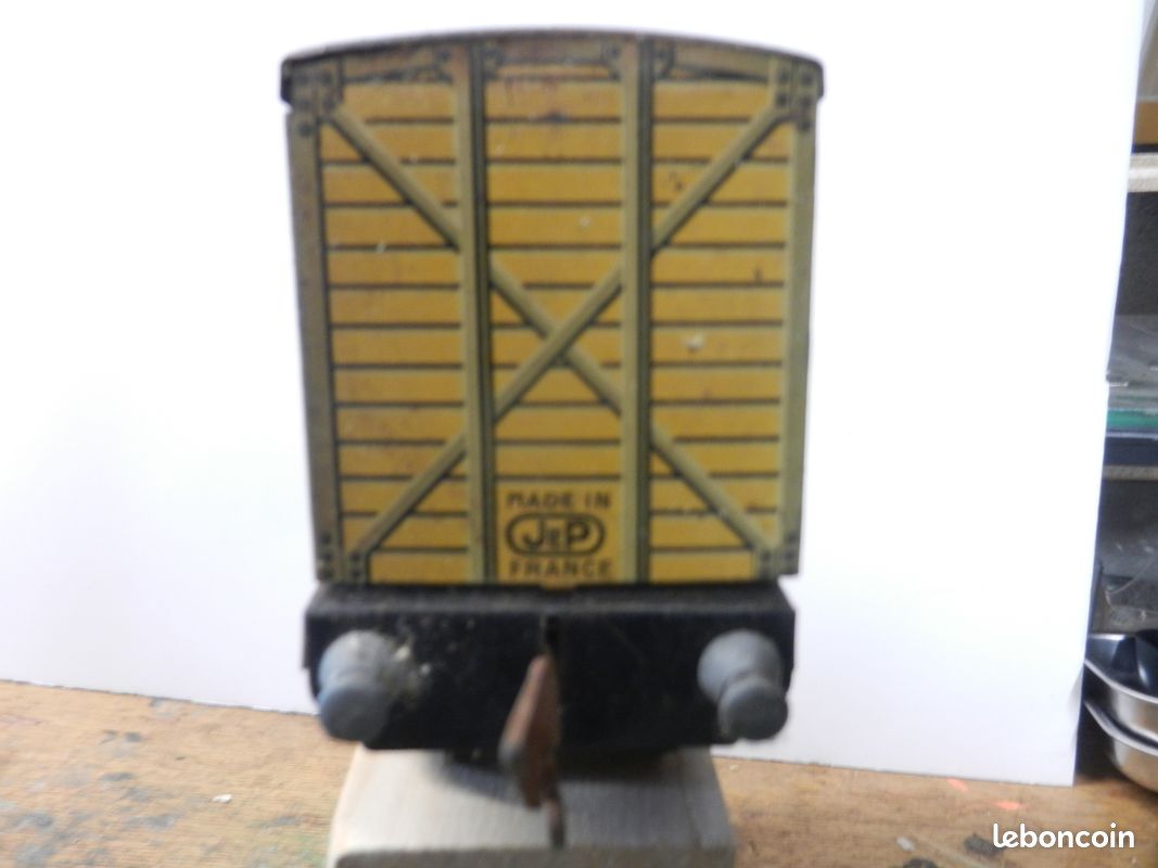 FLEISCHMANN WAGON A Parois Coulissantes De La Db En Bo Ref: 5335 EUR 11