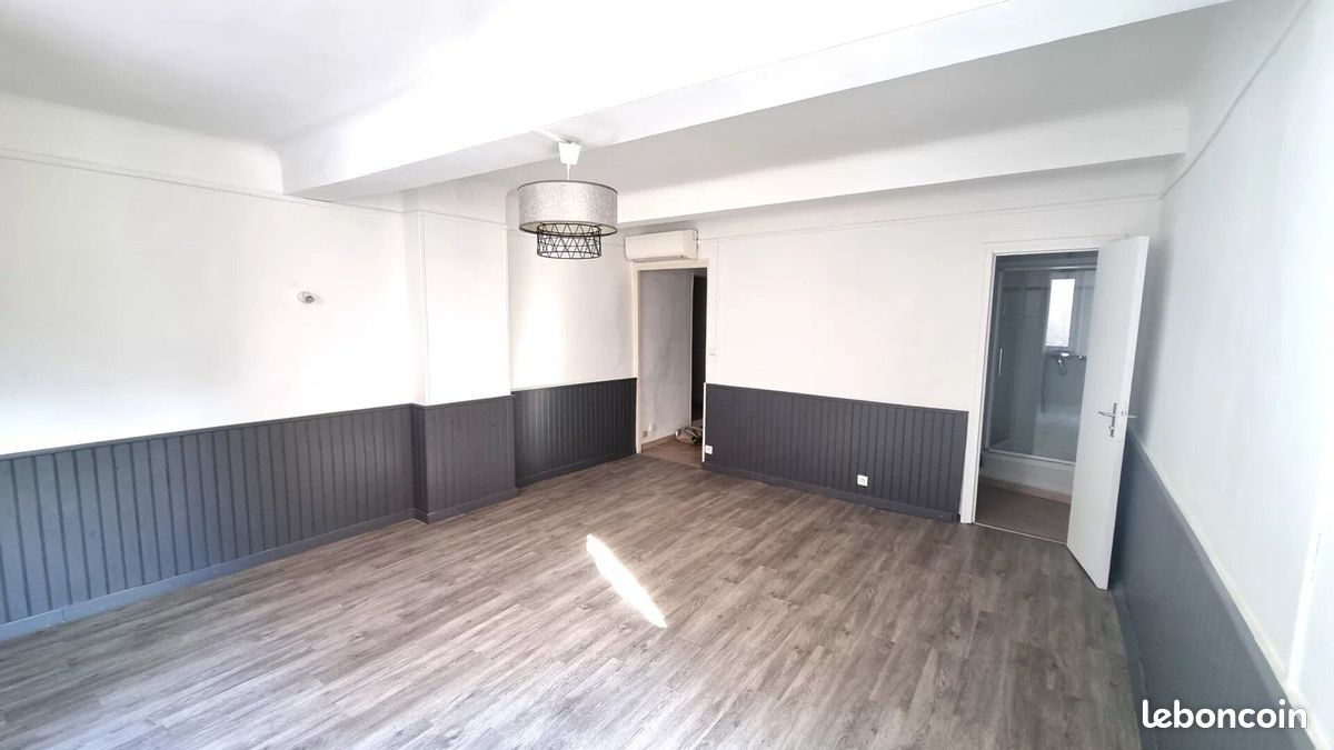 Appartement 3 pièces 73 m² · à La Tour-d'Aigues · 73 m² · 760 €/mois