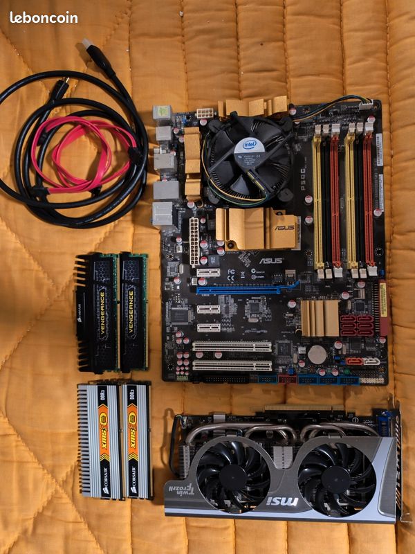 Carte mere Foxconn 945PL7AE-KS2H  proc ram plaque ventirad occasion bon état