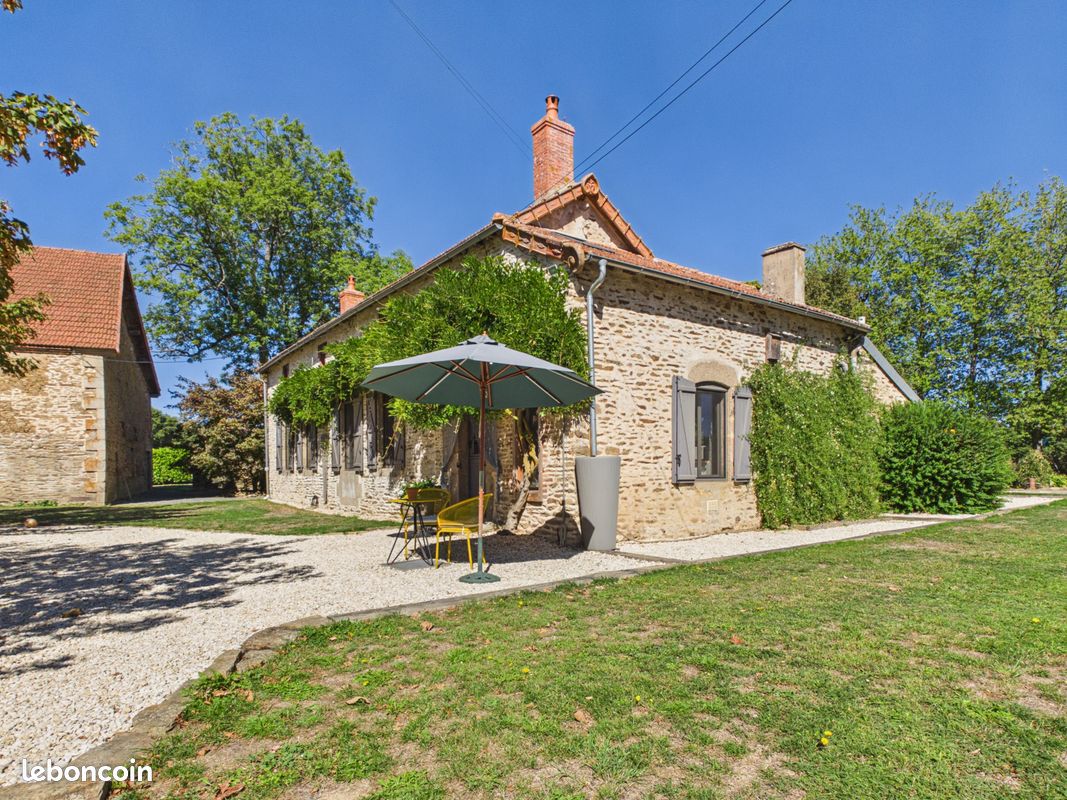 Maison 5 pièces 151 m² · à Bussière-Saint-Georges · 151 m² · 395 000 €