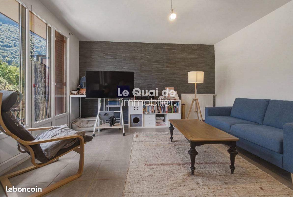 Appartement 4 pièces 70 m² · à Saint-Égrève · 70 m² · 140 000 €