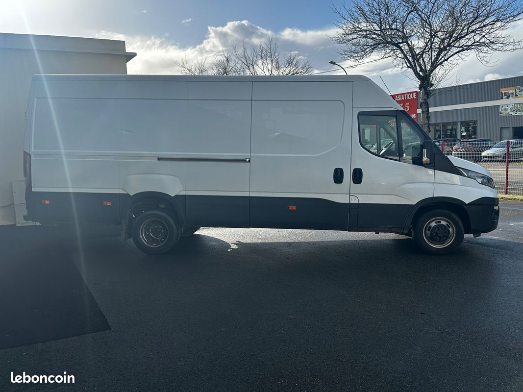 Iveco daily vu 35s14v 2.3 140 l4h2 double essieux / roues jumelees / tva recuperable (image 19)