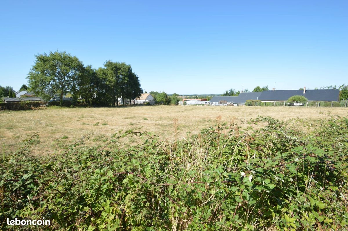 Terrain 1924 m² · à Parigné-l'Évêque · 1 924 m² · 107 400 €