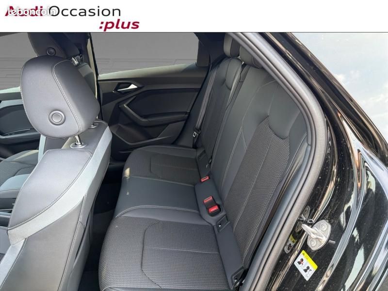 Audi A1 Sportback 30 TFSI 116ch S line S tronic 7 (image 11)