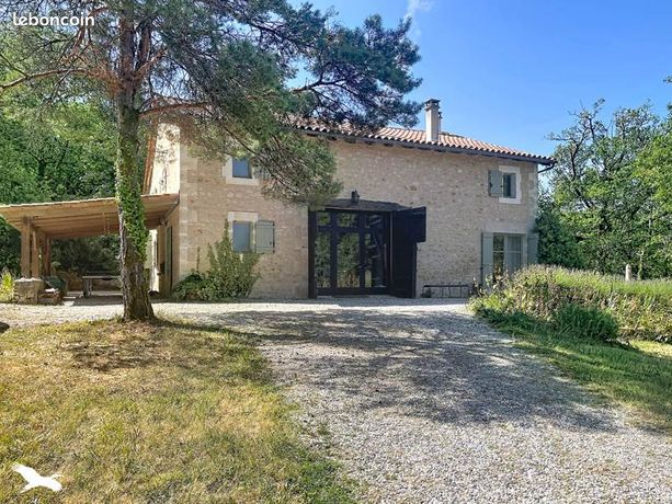 Maison 6 pièces 235 m²